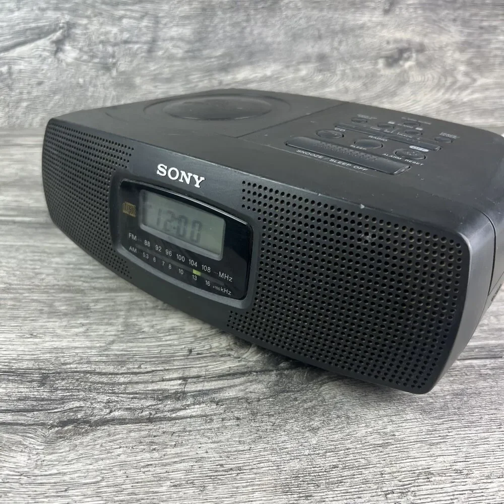 Vintage Sony ICF-CD820 Stereo Alarm Clock AM/FM CD Player Works Tested *Read